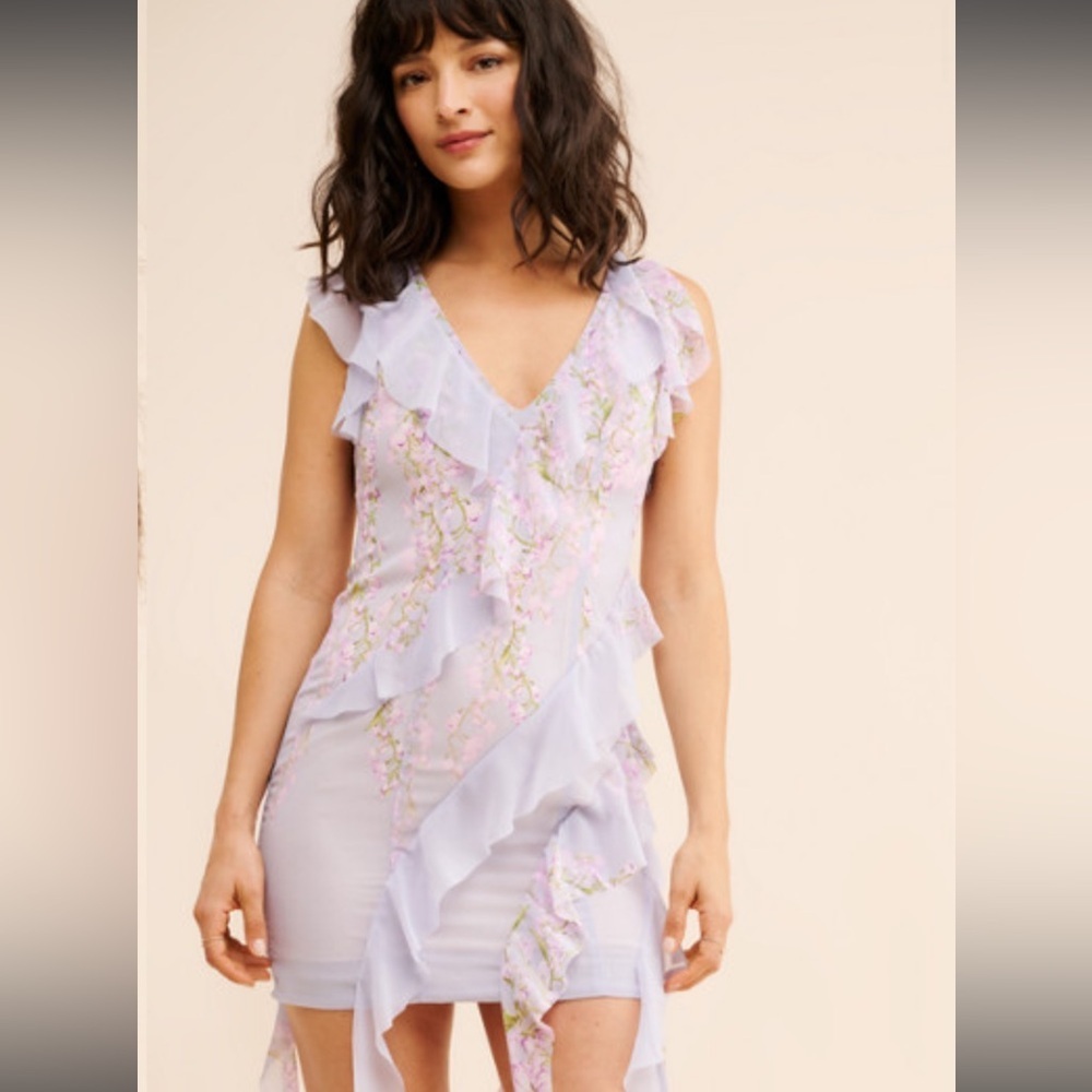 Elliatt Mediterranean Lavender Floral Mini Dress - Picture 2 of 10